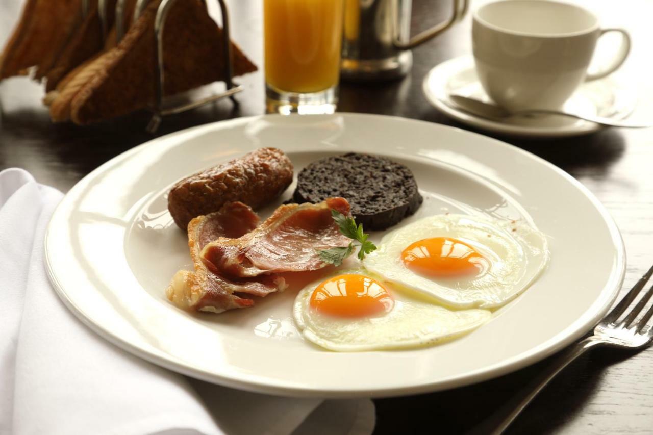 Macdonald Woodland Lodges At Macdonald Aviemore Resort Bagian luar foto